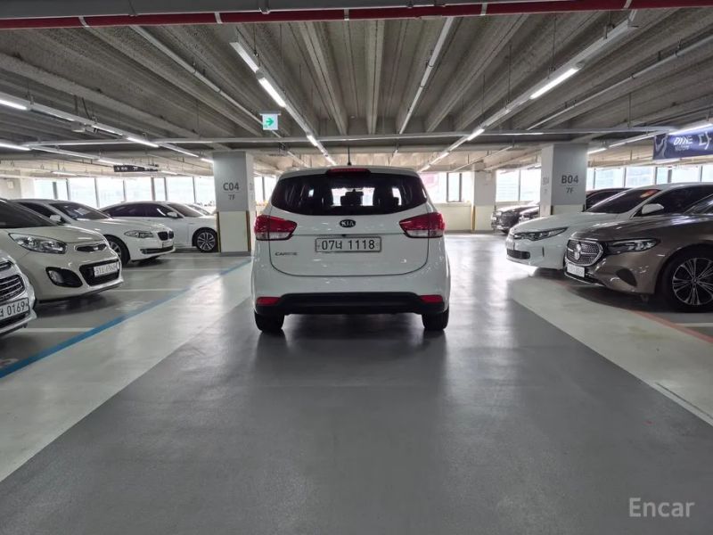 Kia Carens