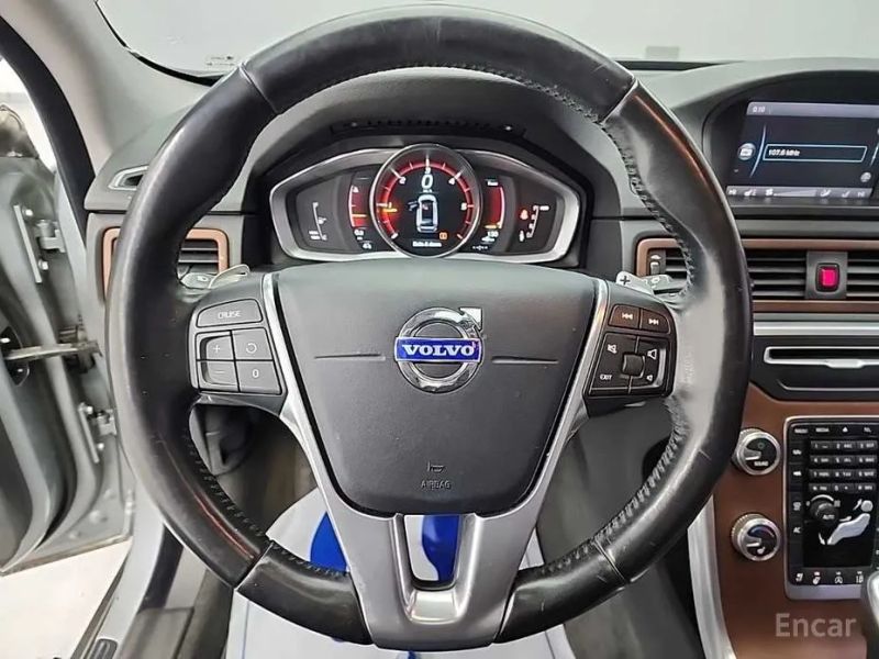 Volvo XC70