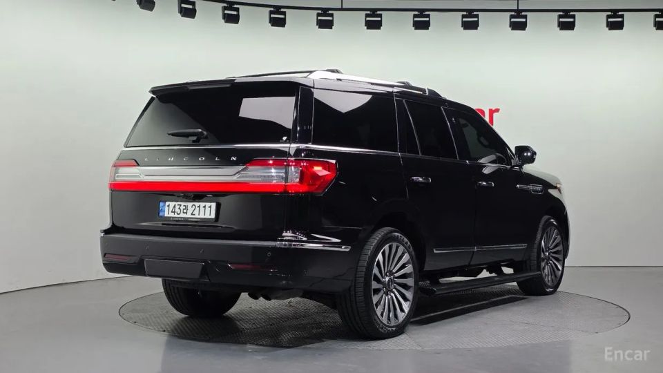Lincoln Navigator
