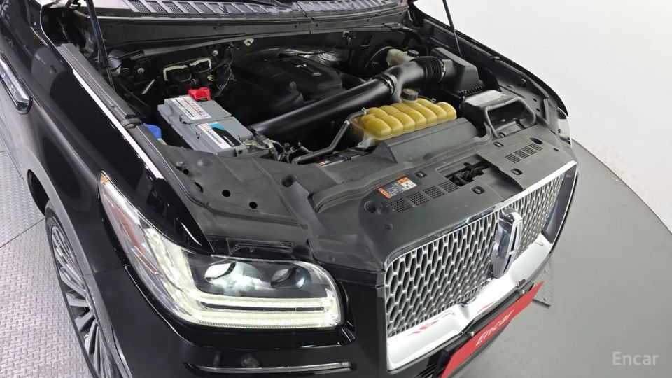 Lincoln Navigator