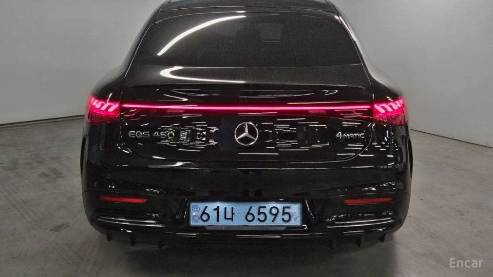 Mercedes-Benz EQS