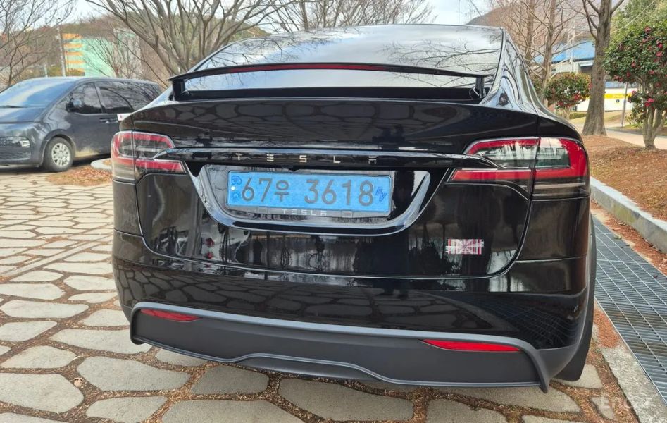 Tesla model-x