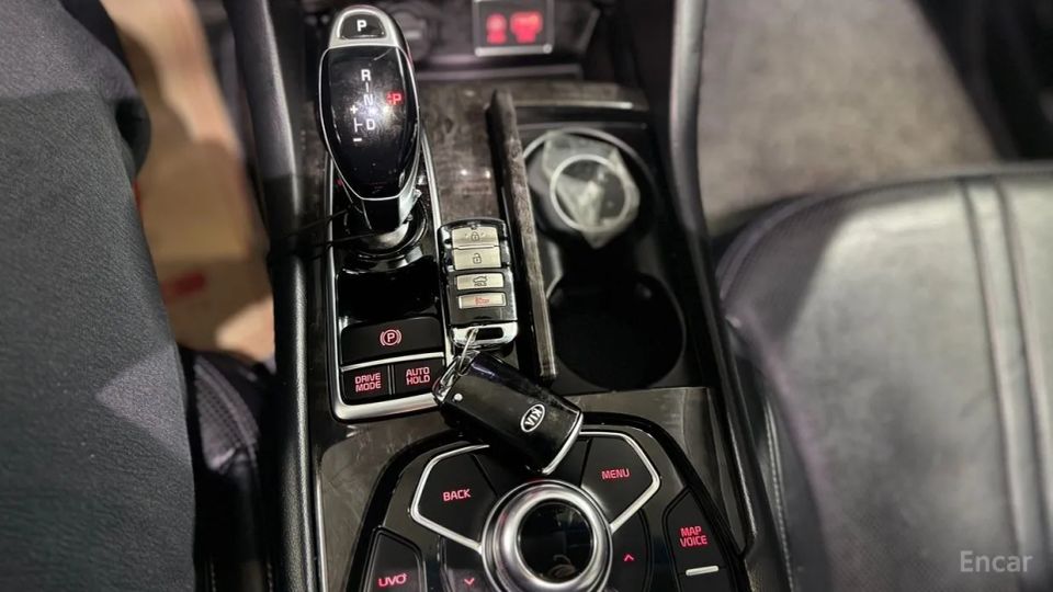 Kia K9