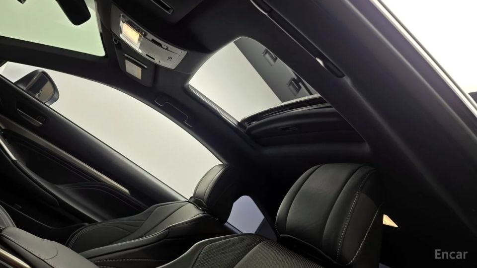Lexus RC