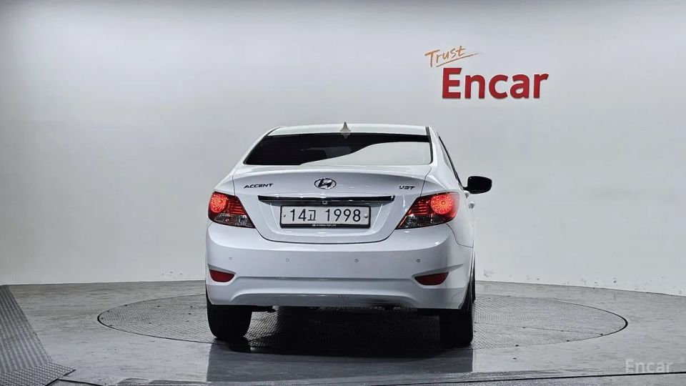 Hyundai Accent