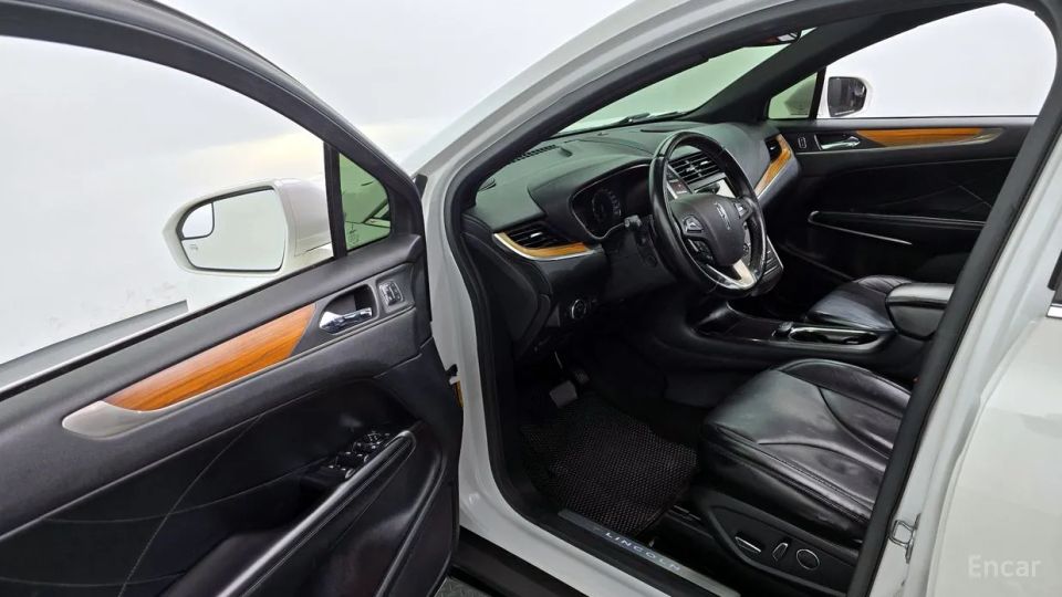 Lincoln MKC