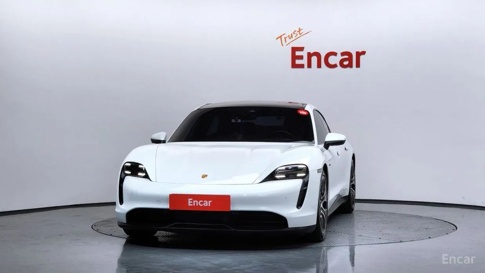 Porsche Taycan