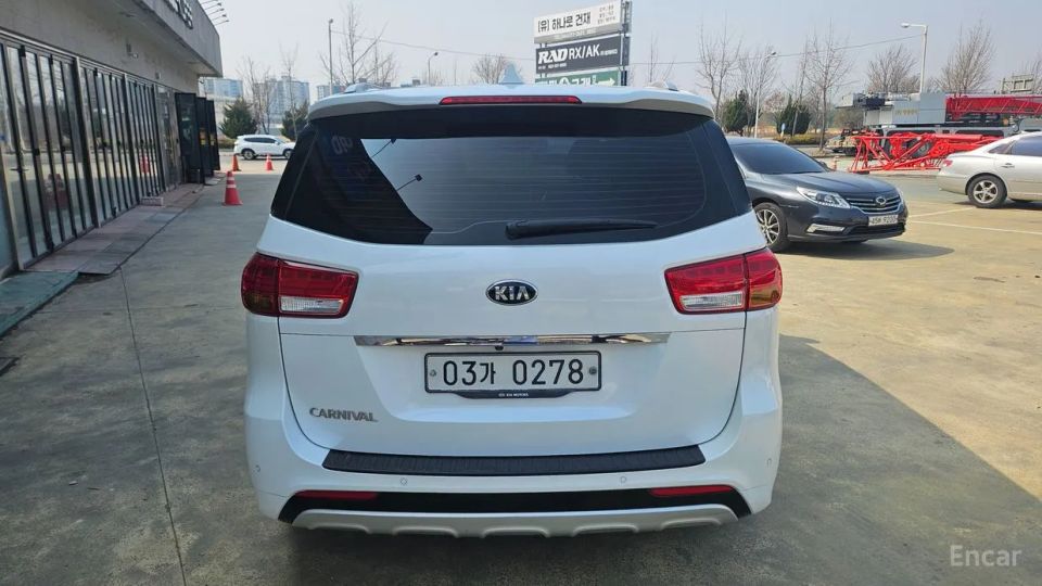 Kia Canival