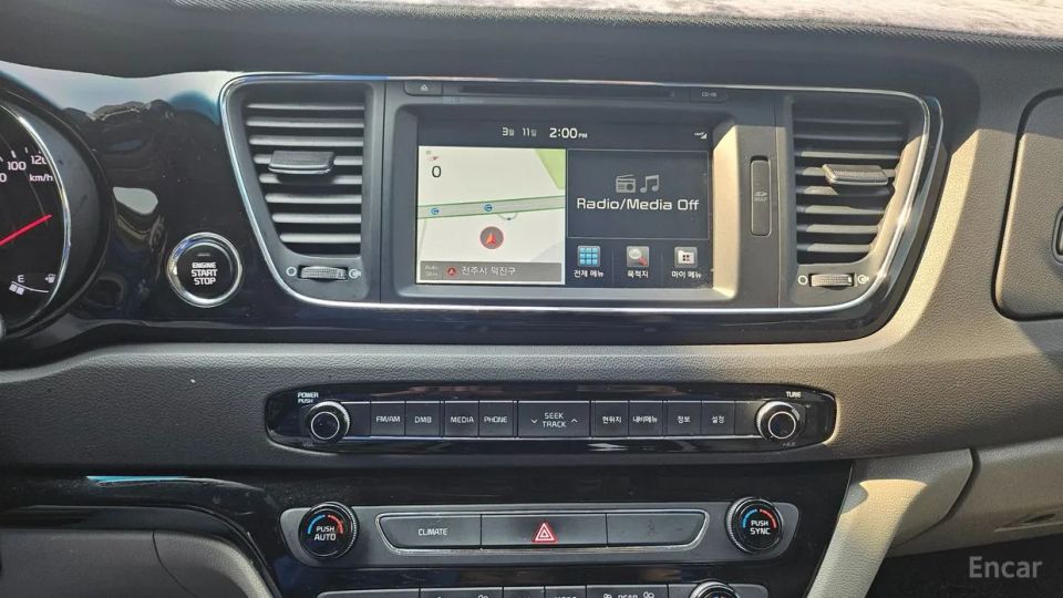 Kia Canival