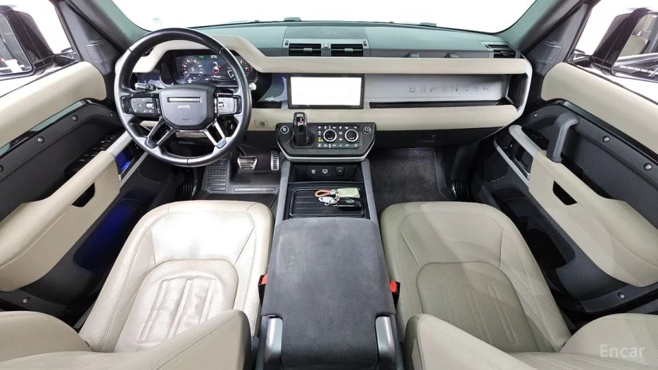 Land Rover Defender