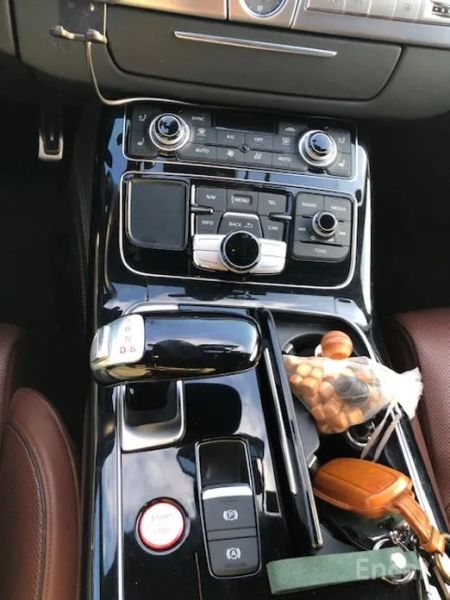 Audi S8