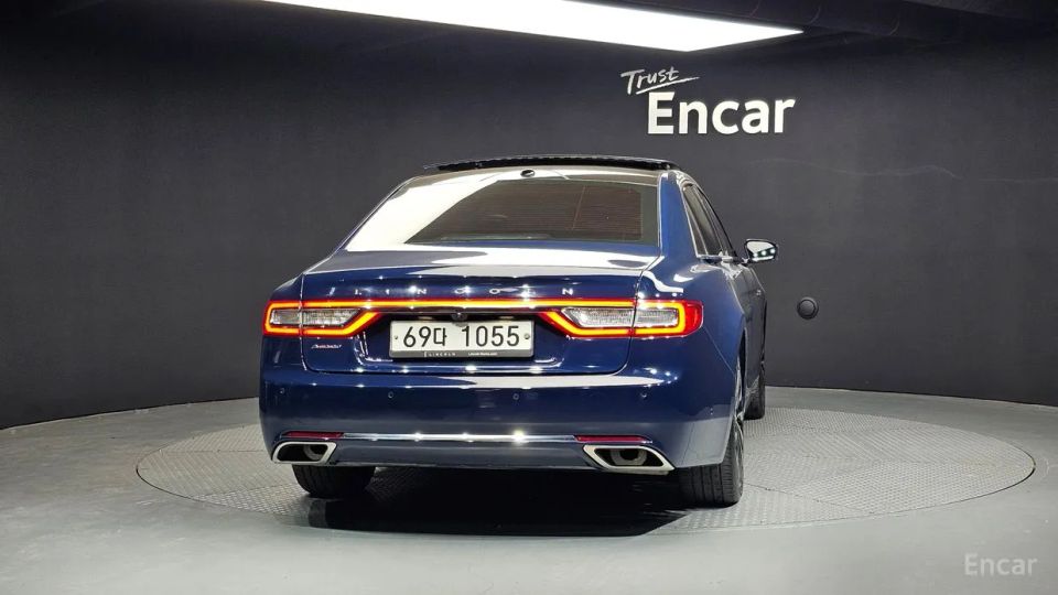 Lincoln Continental