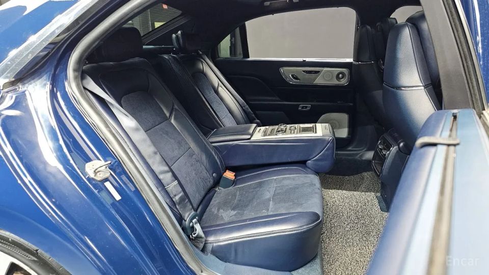 Lincoln Continental