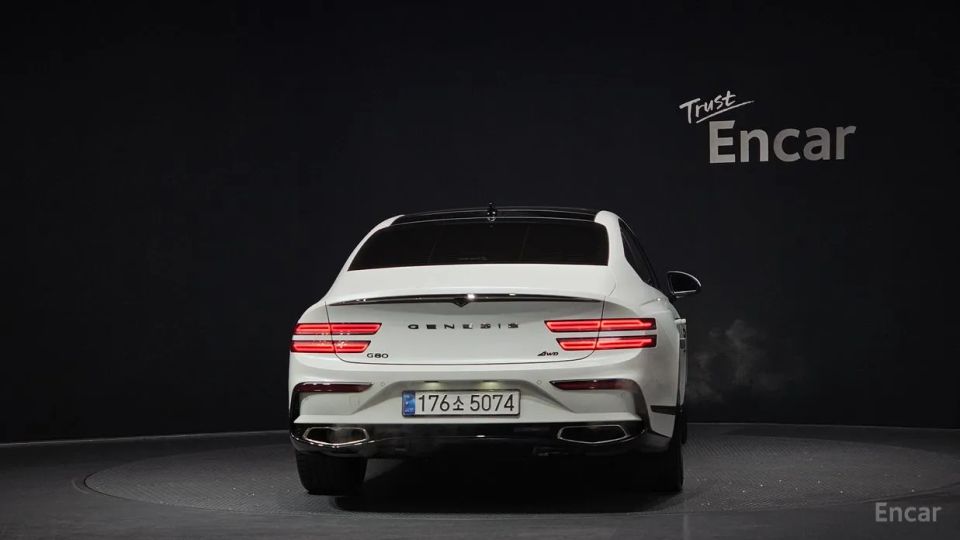 Genesis G80