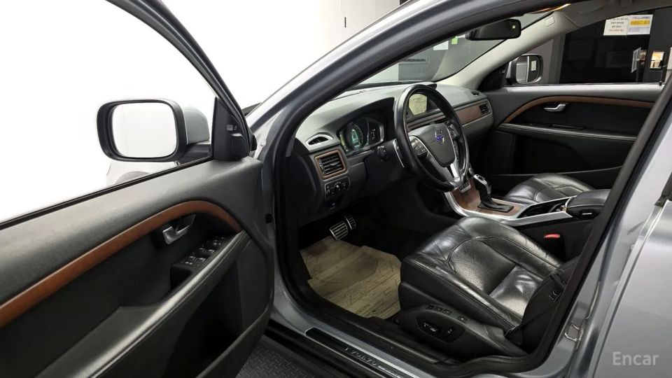 Volvo XC70