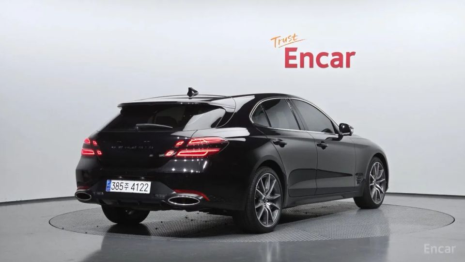 Genesis G70