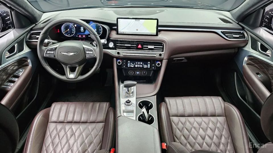 Genesis G70