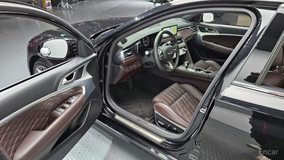 Genesis G70