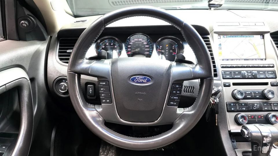 Ford Taurus