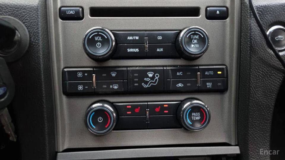 Ford Taurus