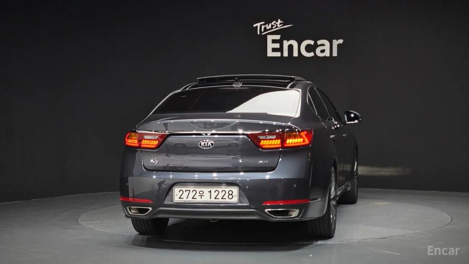 Kia K7