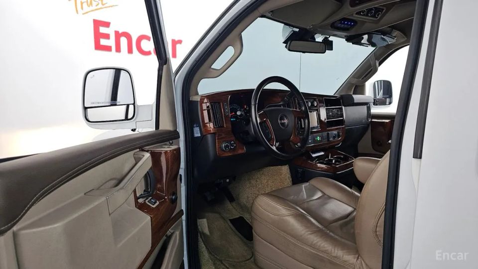 GMC Savana