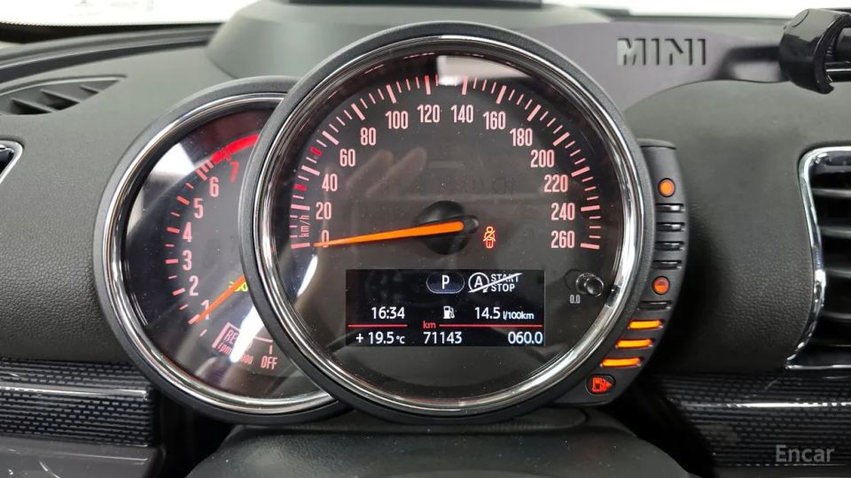 Mini clubman