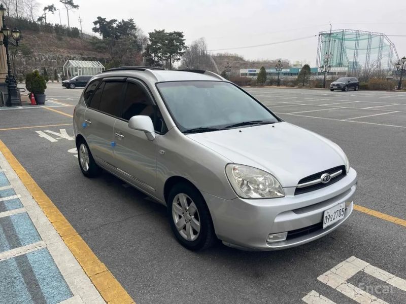 Kia Carens