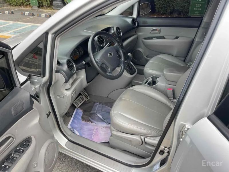 Kia Carens