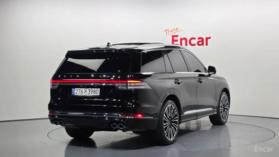 Lincoln Aviator