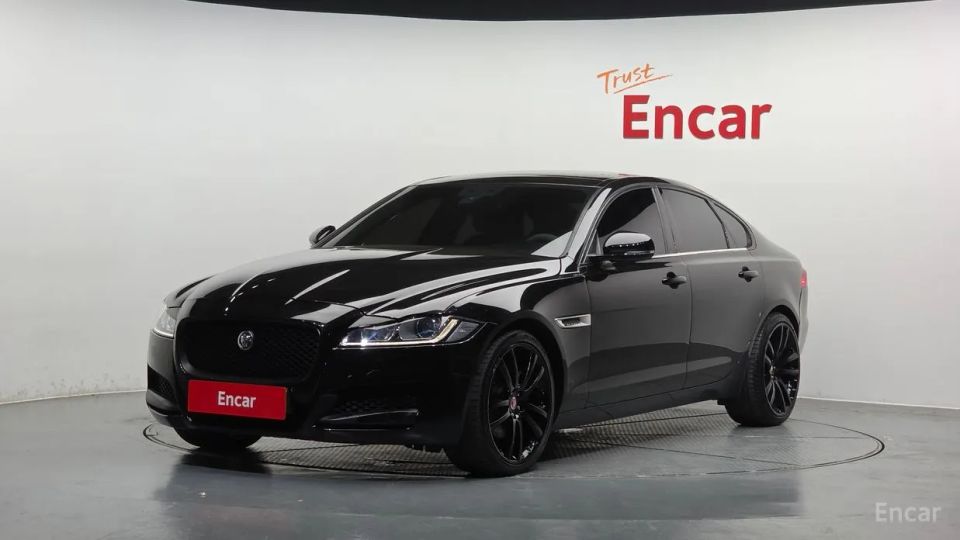 Jaguar xf