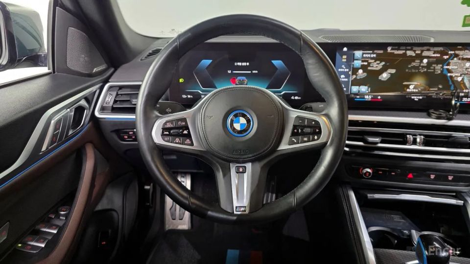 BMW I4