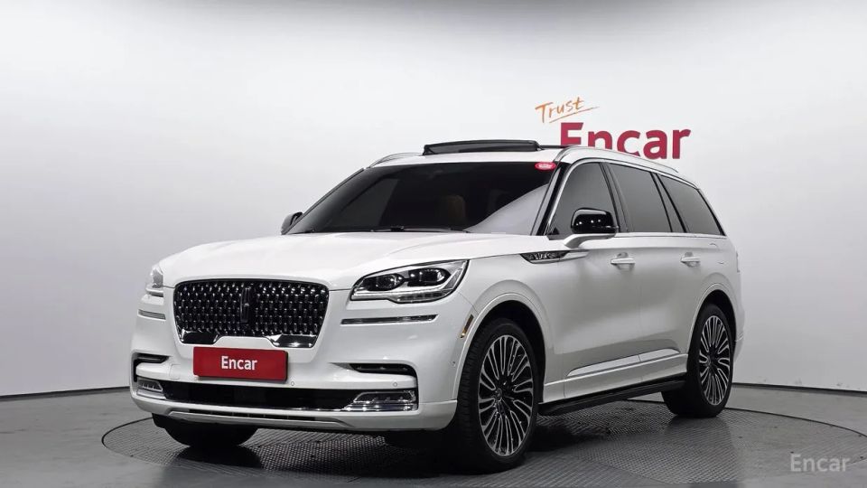 Lincoln Aviator