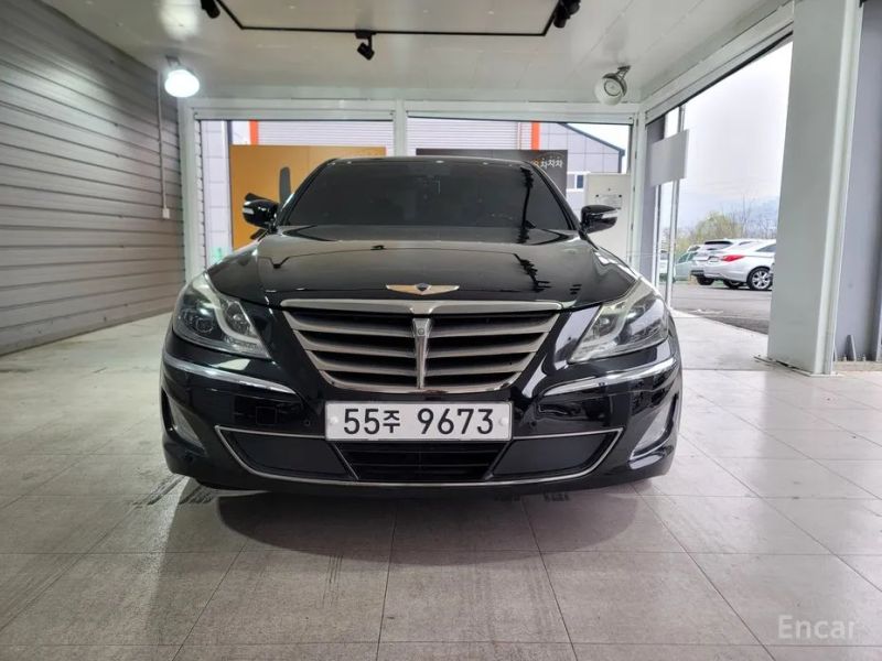 Hyundai Genesis