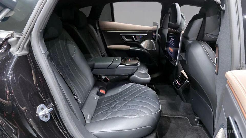 Mercedes-Benz EQS