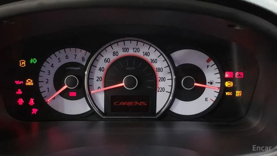 Kia Carens