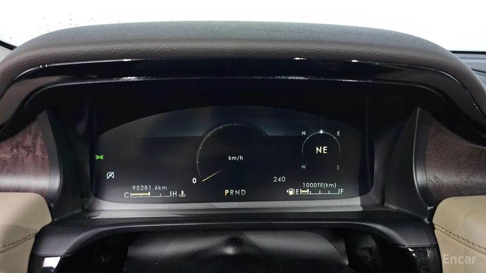Lincoln Aviator