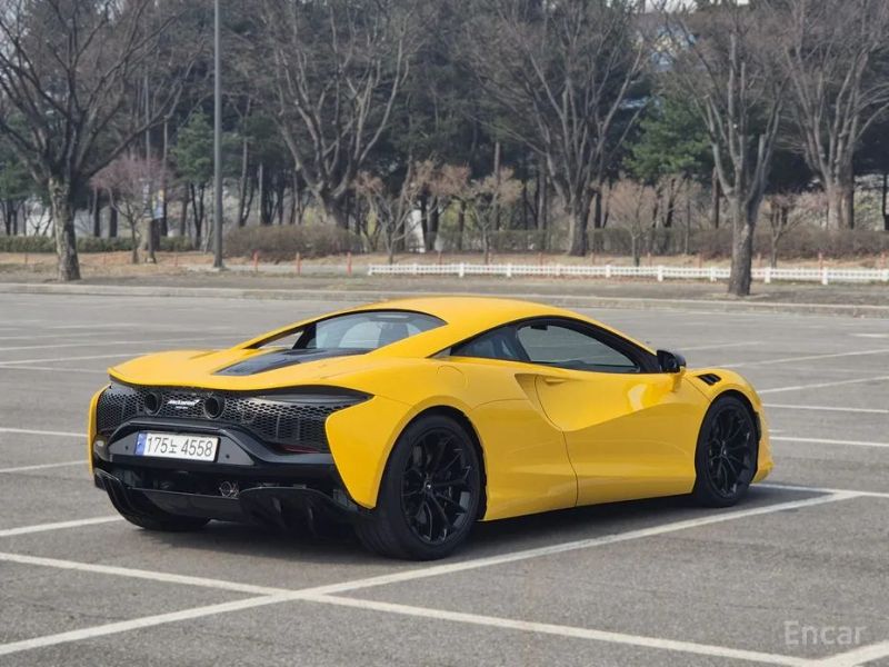 Mclaren Artura