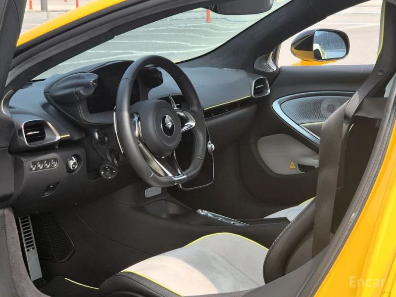Mclaren Artura