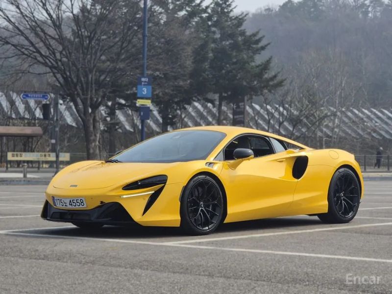 Mclaren Artura