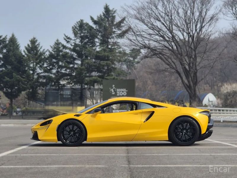 Mclaren Artura