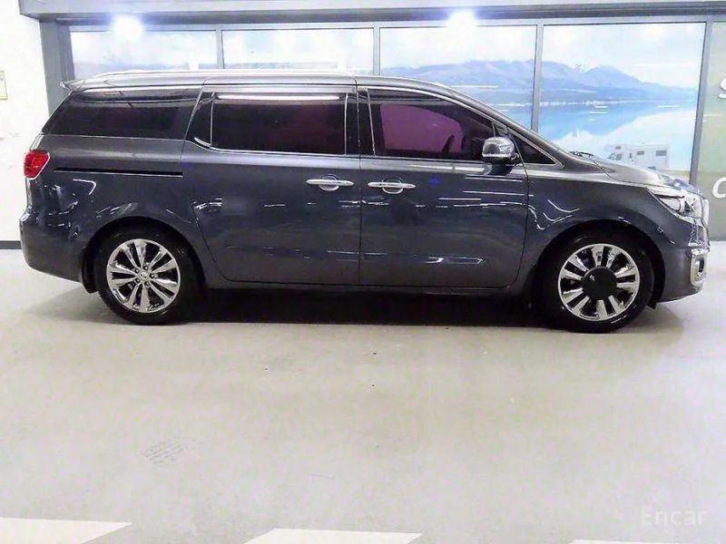 Kia Canival