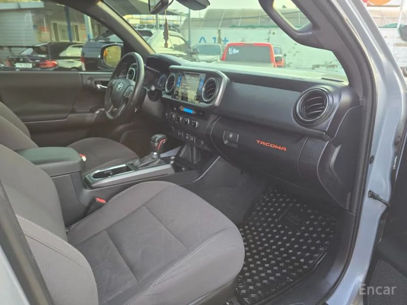 Toyota Tacoma