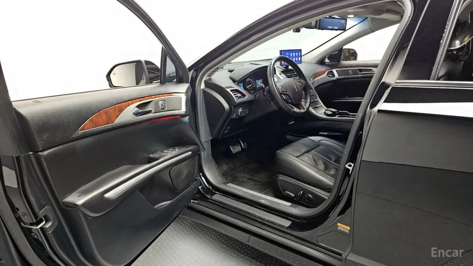 Lincoln MKZ