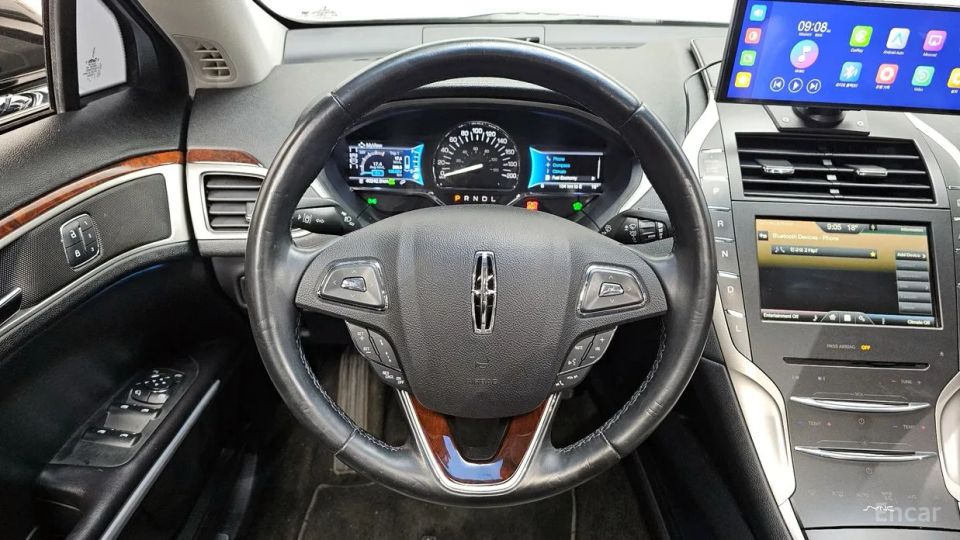 Lincoln MKZ