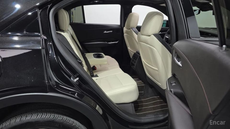 Cadillac XT4