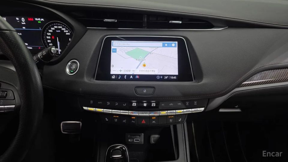 Cadillac XT4