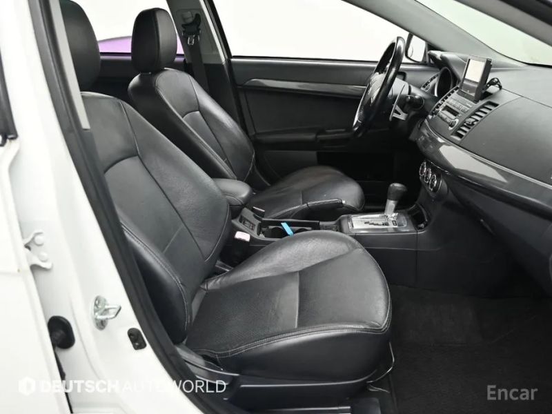 Mitsubishi Lancer