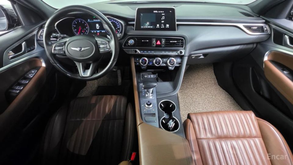 Genesis G70