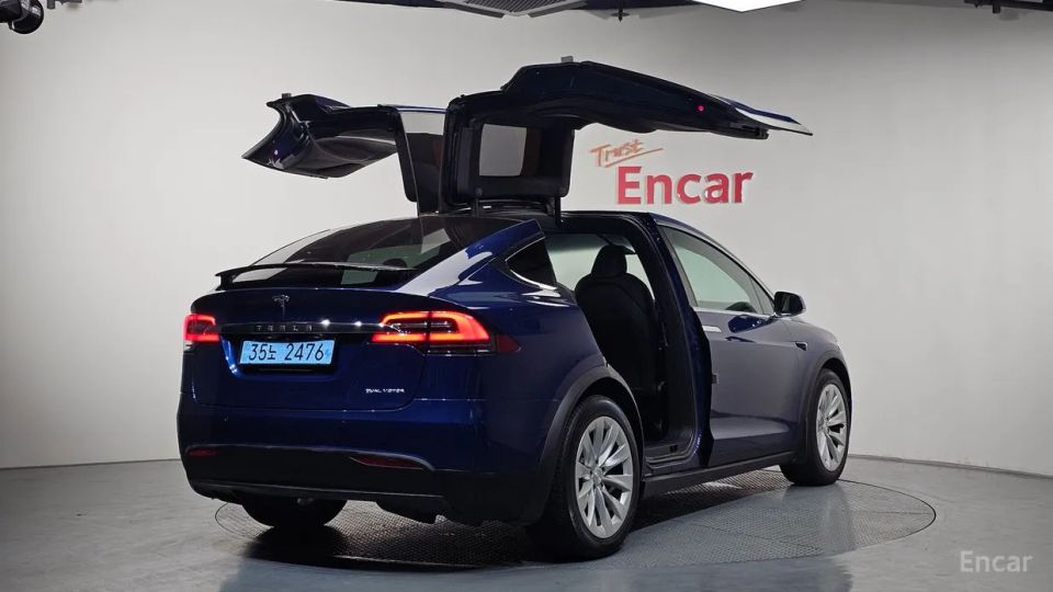 Tesla model-x